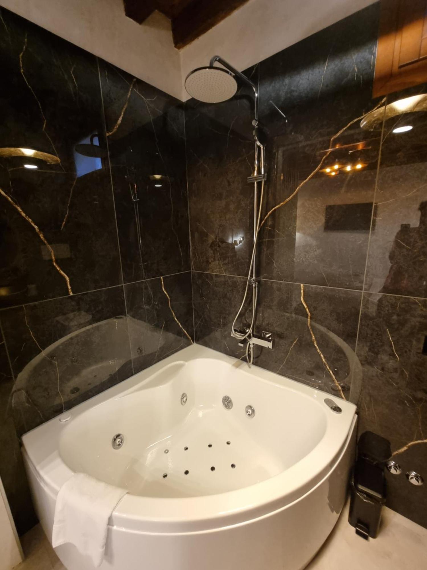 San Marco 3097 - Luxuryjacuzzi Appartement Venetië